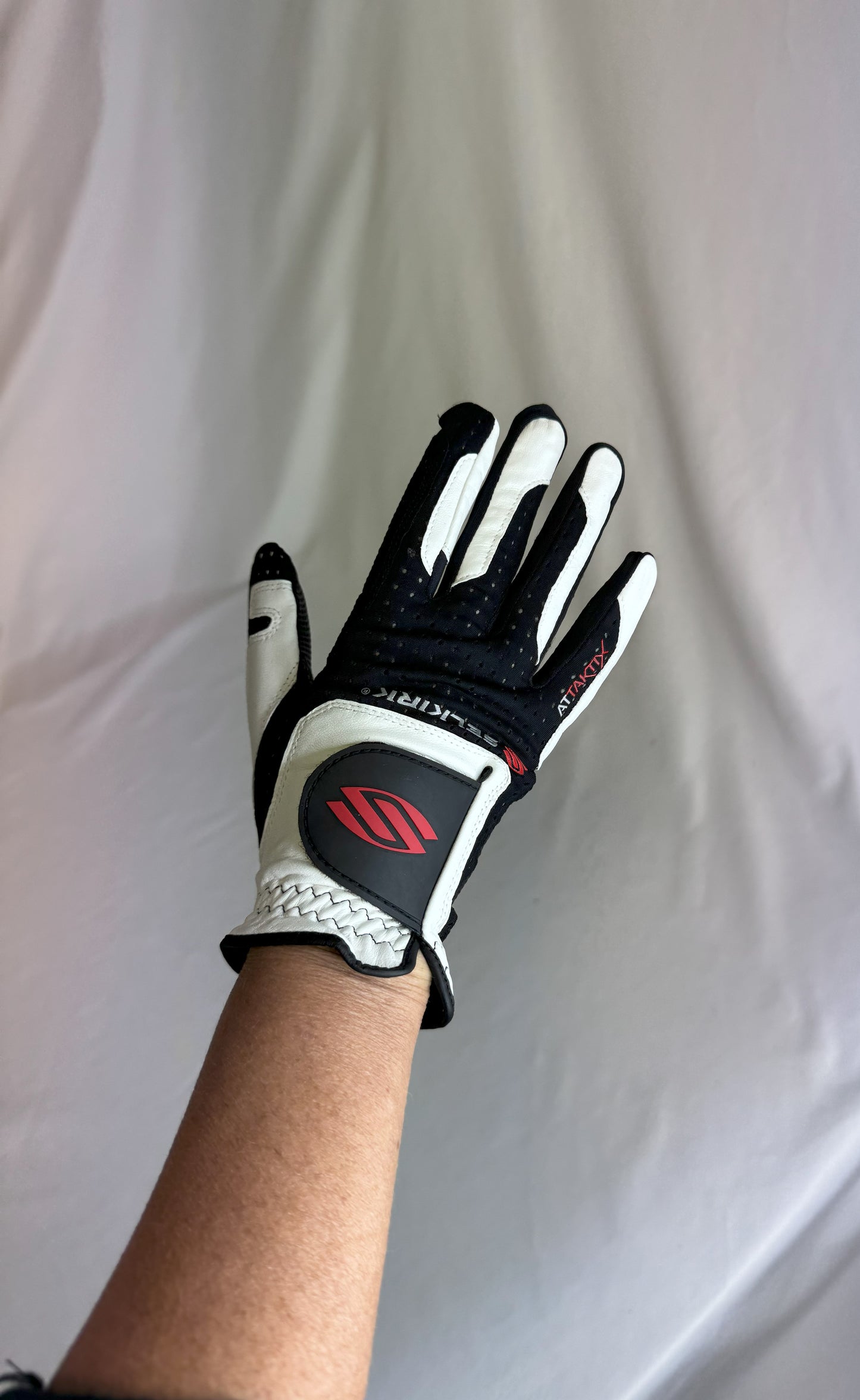 Selkirk Attacktix Premium Pickleball Glove